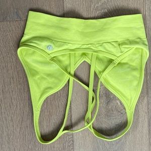 Lululemon sports bra